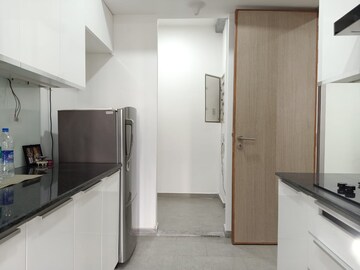Room in 2 BHK Apartment at Lodha New Cuffe Parade, Wadala – for Rent