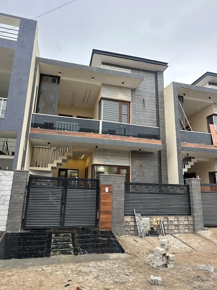 Exterior View, sector 123 4 Bedroom 107 Sq.Yd. Independent House In Sector 123 Mohali 8962118