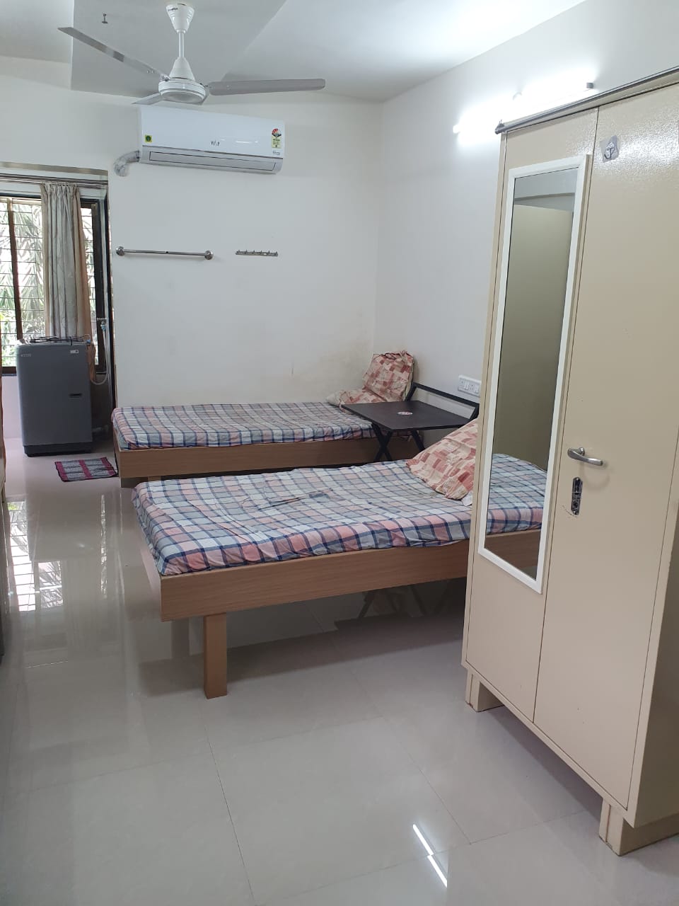 1 BHK Apartment For Rent in Vileparle East 