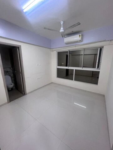 Room in 4 BHK Apartment at Wadhwa Dukes Horizon, Chembur – for Rent