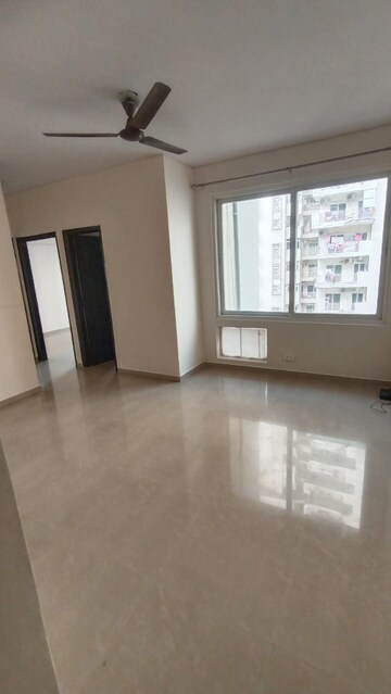 Room in 2 BHK Apartment at Aditya Urban Casa, Sector 78 – for Rent