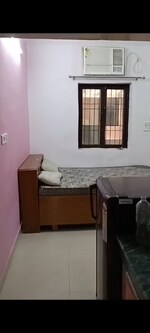 1 Rk  450 Sq.Ft. Apartment in The Vegas