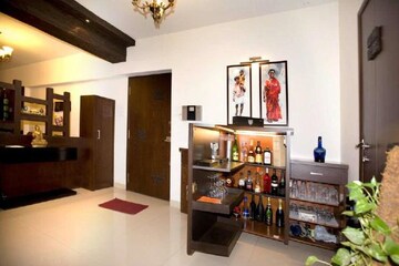 Living Room in 4 BHK Apartment at Palash Towers, Andheri West – for Sale