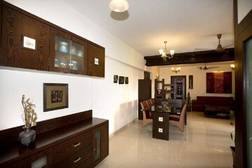 Living Room in 4 BHK Apartment at Palash Towers, Andheri West – for Sale