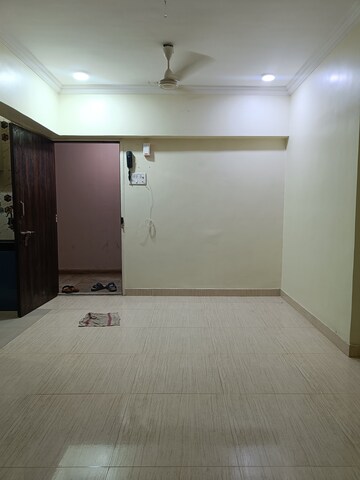 1 RK Apartment For Sale in Summit Apartment, Goregaon East