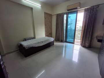 Living Room in 3 BHK Apartment at Sumeet Enclave, Panch Pakhadi – for Sale