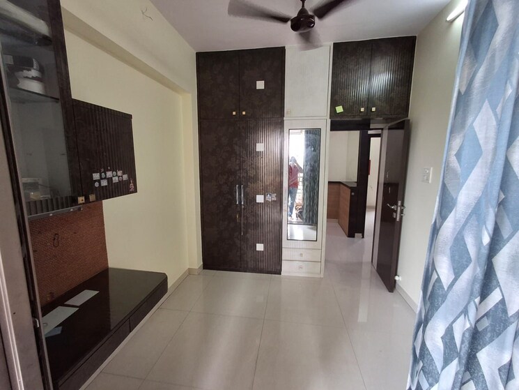 Room, sumeet-enclave 3 Bedroom 1200 Sq.Ft. Apartment In Panch Pakhadi Thane 8962227