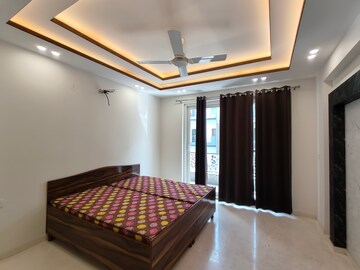 Bedroom in 3.5 BHK Builder Floor at Huda Staff Colony, Sector 46 – for Rent