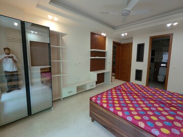 Bedroom in 3.5 BHK Builder Floor at Huda Staff Colony, Sector 46 – for Rent