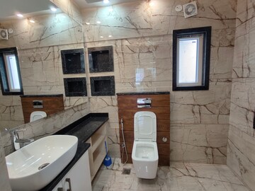 Team Area in 3.5 BHK Builder Floor at Huda Staff Colony, Sector 46 – for Rent