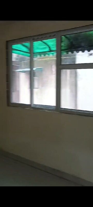 Room in Studio Apartment at The Vegas, Sector 16b Dwarka – for Rent