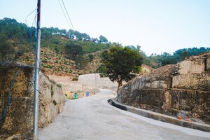  Plot – Exterior View View at Dehradun Cantt - for Sale