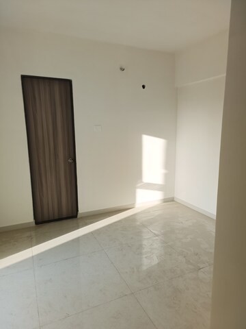Room in 2 BHK Apartment at Ashar Axis, Majiwada – for Sale