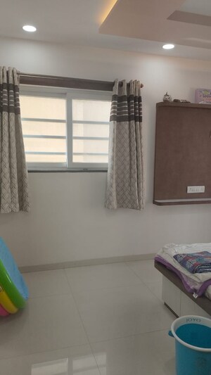 Room in 2 BHK Apartment at Rustomjee Azziano Wing D, Thane West – for Sale