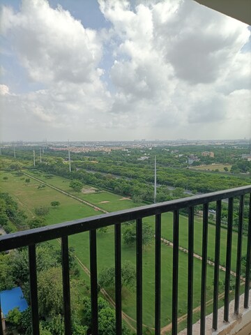3 BHK Apartment For Rent in Gaur Atulyam Gravity, Omicron I Greater Noida