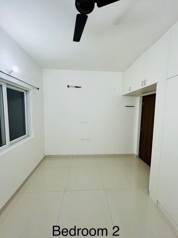 Room in 3 BHK Apartment at Prestige Tranquil, Kokapet – for Rent