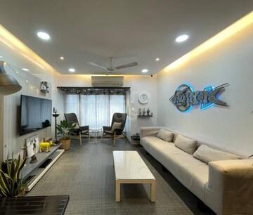 Living Room in 4 BHK Apartment at Oberoi Exquisite Goregaon, Goregaon East – for Sale