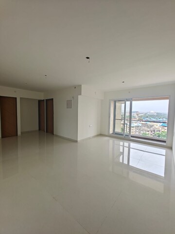 Room in 3.5 BHK Apartment at Moreshwar 19 East, Nerul – for Rent