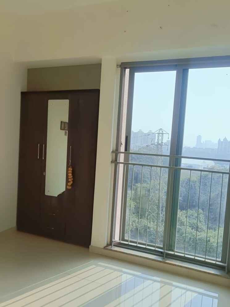 Room, kalpataru-the-sunrise 2 Bedroom 530 Sq.Ft. Apartment In Kolshet Road Thane 8962359