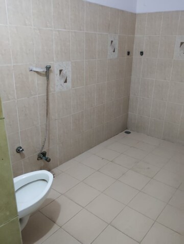 Bathroom in 1 BHK Independent House at Sector 16 A – for Rent