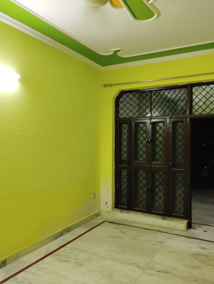 Room, sector 16 a 1 Bedroom 800 Sq.Ft. Independent House In Sector 16 A Faridabad 8962384