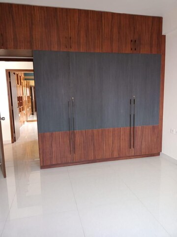 Furnished Amenities in 4 BHK Apartment at Puravankara Purva Belmont, Jp Nagar – for Rent