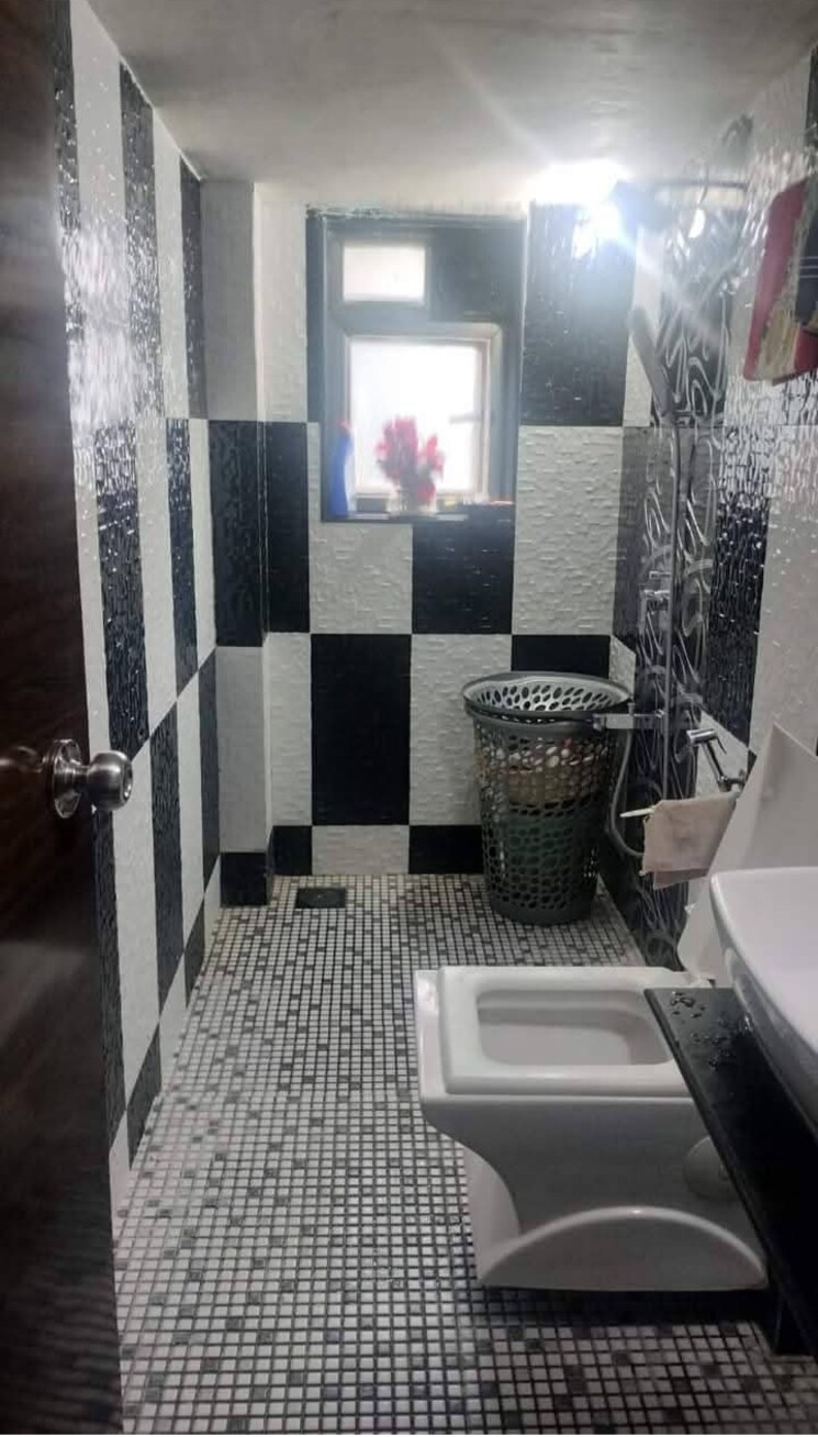 Bathroom, shiv-chambers Commercial Office Space 410 Sq.Ft. In Cbd Belapur Sector 11 Navi Mumbai 8962414
