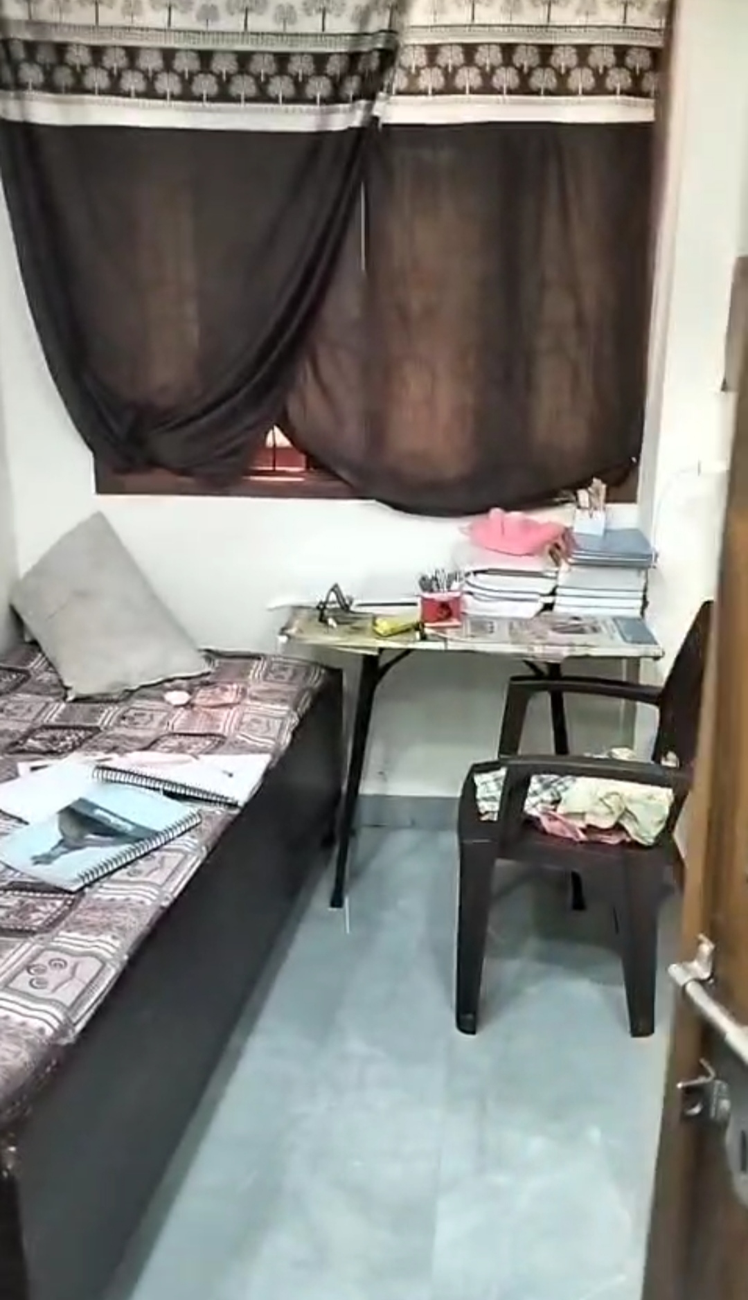 2 BHK Builder Floor For Rent in New Ashok Nagar