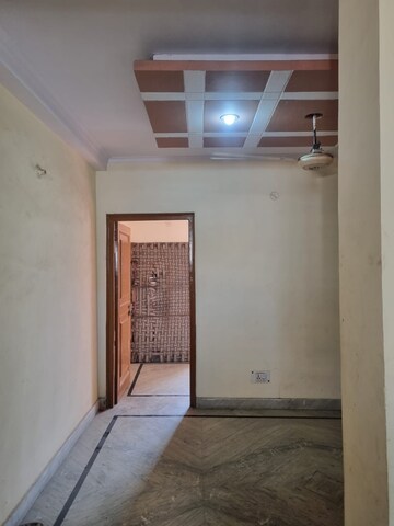 Building Lobby in 1 BHK Builder Floor at Yamuna Vihar – for Sale