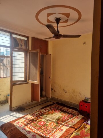 1 BHK Builder Floor For Sale in Yamuna Vihar