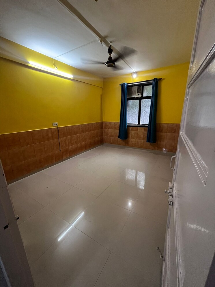 Room, balkrishna-building 1 Bedroom 505 Sq.Ft. Apartment In Chembur Mumbai 8962447