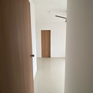 Room in 2 BHK Apartment at Lodha Codename Premier, Mangaon – for Rent