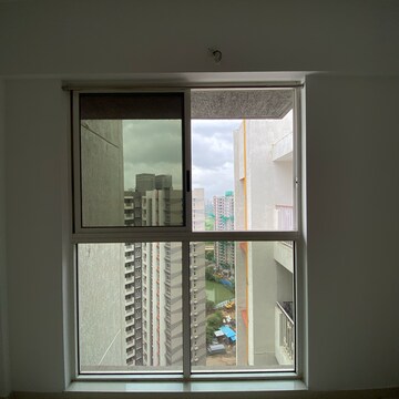 Room in 2 BHK Apartment at Lodha Codename Premier, Mangaon – for Rent