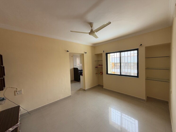 Room, choice-golden-city 1 Bedroom 650 Sq.Ft. Apartment In Dhanori Pune 8962465
