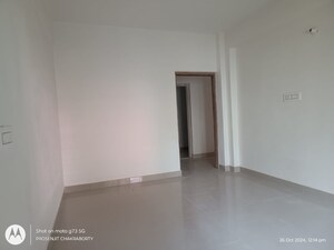 Room in 3 BHK Apartment at Sodepur – for Sale