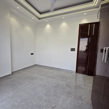 Room in 1 BHK Apartment at Risland Sky Mansion, Chattarpur – for Rent