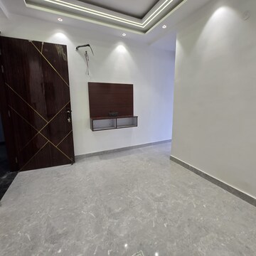 Room in 1 BHK Apartment at Risland Sky Mansion, Chattarpur – for Rent