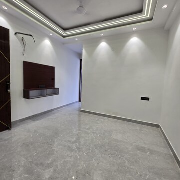 Room in 1 BHK Apartment at Risland Sky Mansion, Chattarpur – for Rent