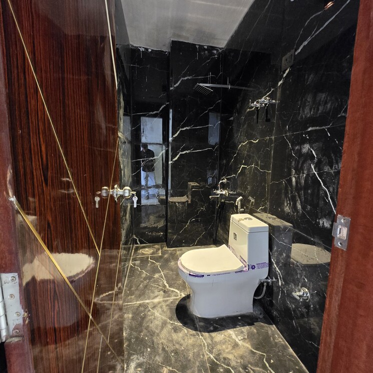 Team Area, risland-sky-mansion 1 Bedroom 500 Sq.Ft. Apartment In Chattarpur Delhi 8962528