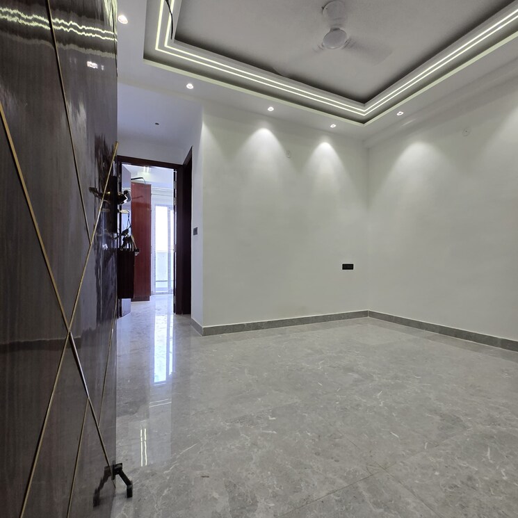 Room, risland-sky-mansion 1 Bedroom 500 Sq.Ft. Apartment In Chattarpur Delhi 8962528
