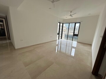 Room in 2 BHK Apartment at Lodha Allura, Worli – for Rent