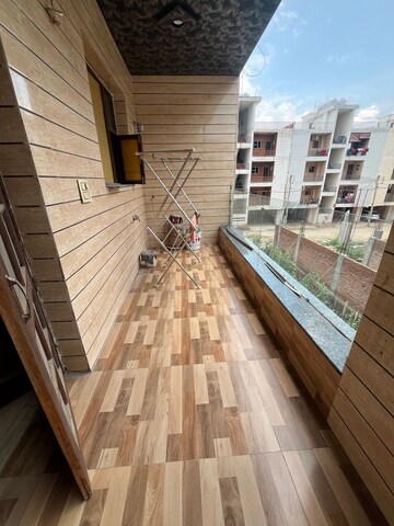 Balcony in 3 BHK Builder Floor at Pir Machalla – for Rent