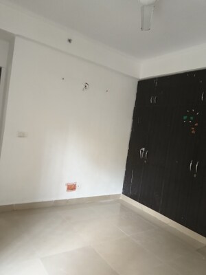 Room in 2 BHK Apartment at Sethi Max Royale, Sector 76 – for Sale