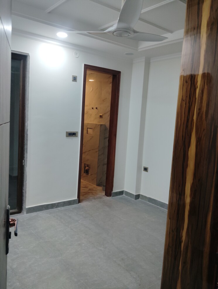 undefined, sector 41 6 Bedroom 167 Sq.Mt. Independent House In Sector 41 Noida 8962569