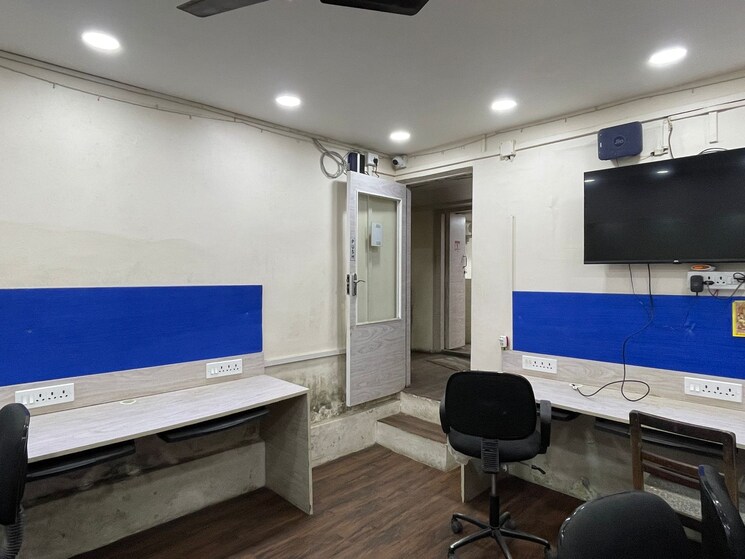 Team Area, hazra road Commercial Office Space 800 Sq.Ft. In Hazra Road Kolkata 8962564