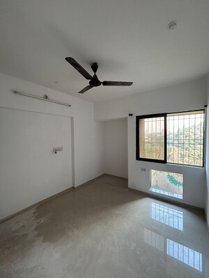 2 BHK Apartment For Sale in Cosmos Jewels, Ghodbunder Road