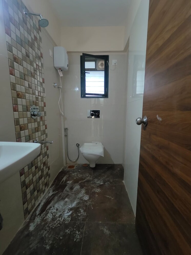 Bathroom, dgs-sheetal-tapovan 1 Bedroom 419 Sq.Ft. Apartment In Malad East Mumbai 8962620