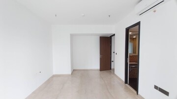 Room in 2 BHK Apartment at Lodha The Park Side, Worli – for Rent