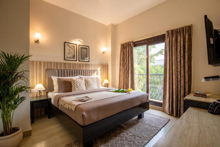 Bedroom, anand niketan 3 Bedroom 300 Sq.Yd. Builder Floor In Anand Niketan Delhi 8962662