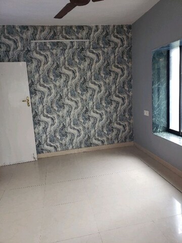 Master Bedroom in 2 BHK Apartment at Gurudrishti CHS, Andheri West – for Rent